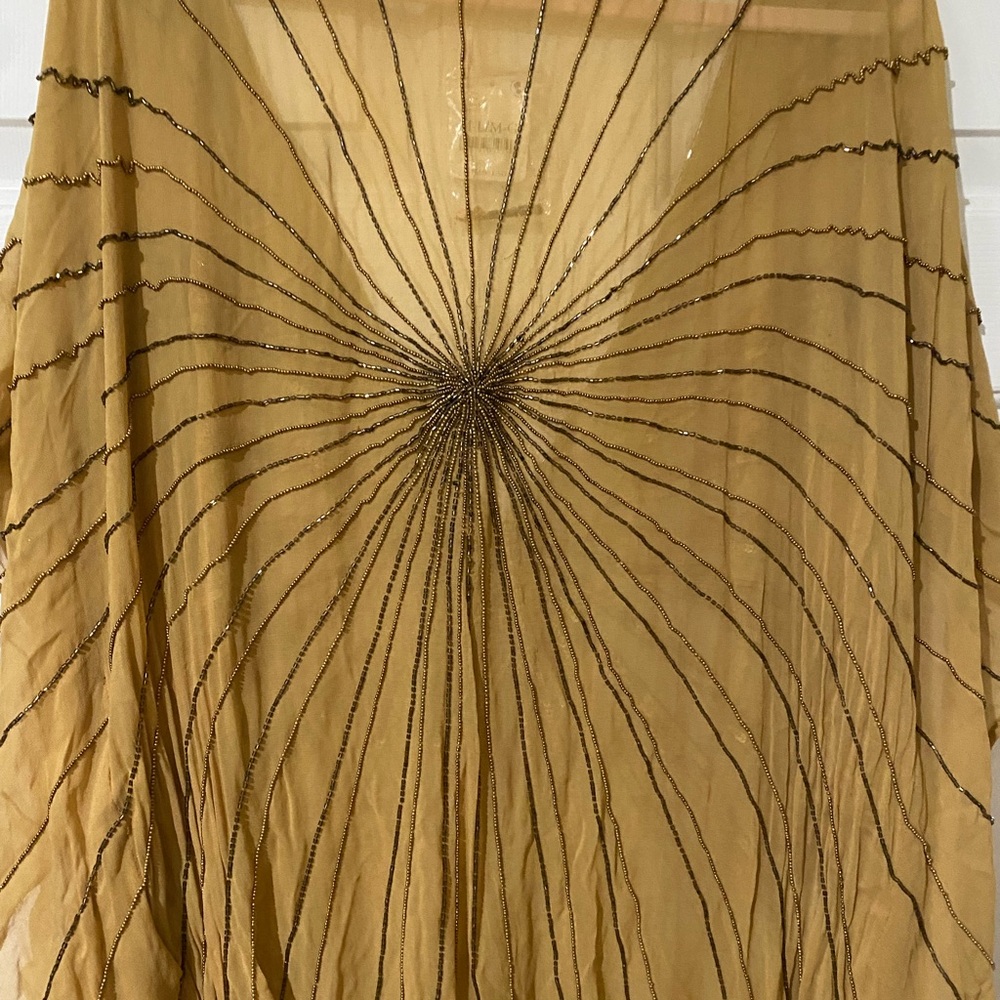 Starburst Avenue Embellished Kaftan - Picture 5 of 9